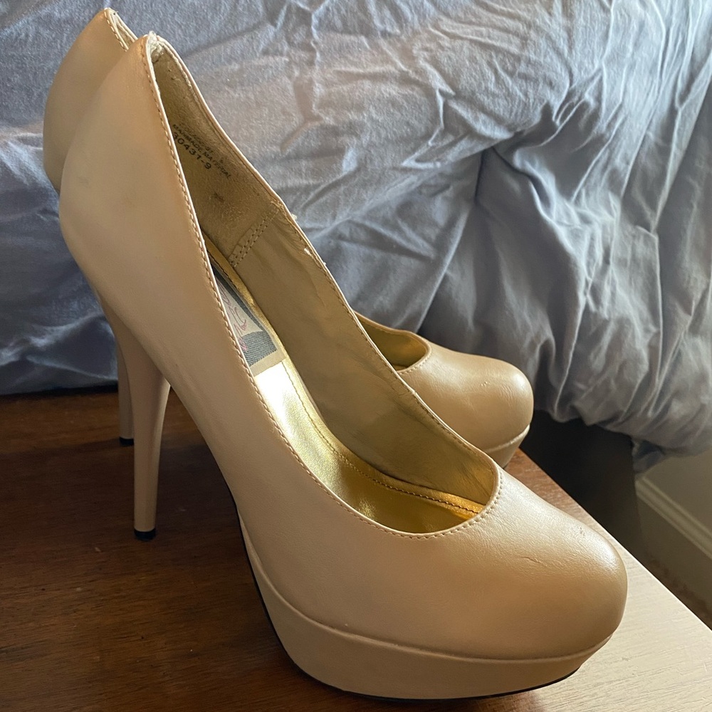 Nude heels
